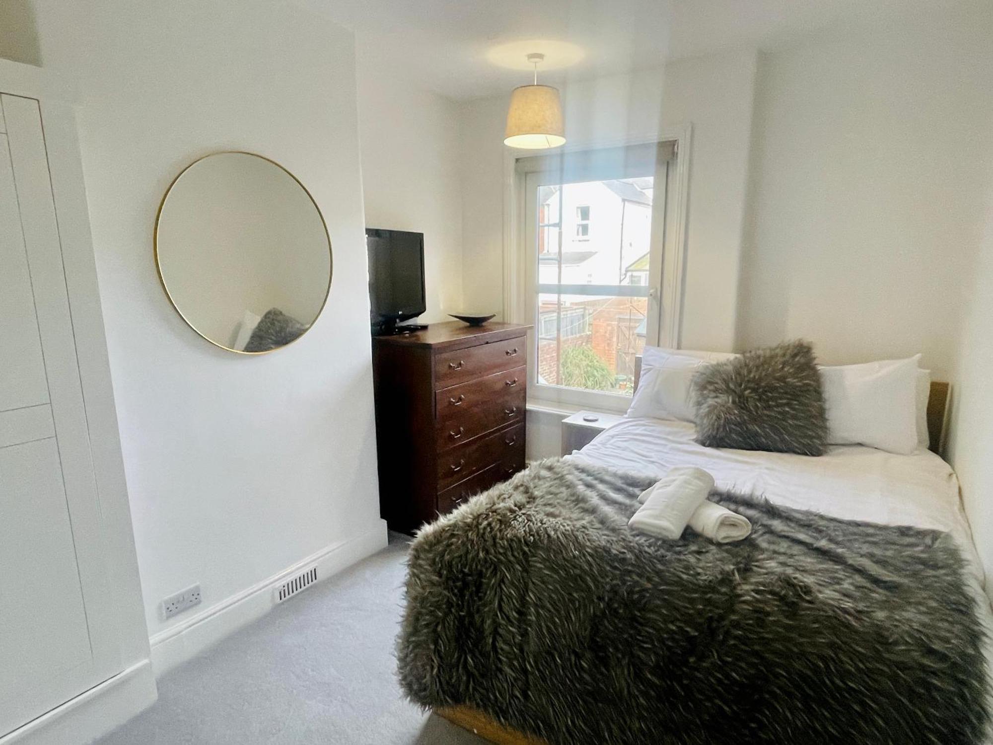 Newly Refurbished City Centre House With Parking Exeter Esterno foto