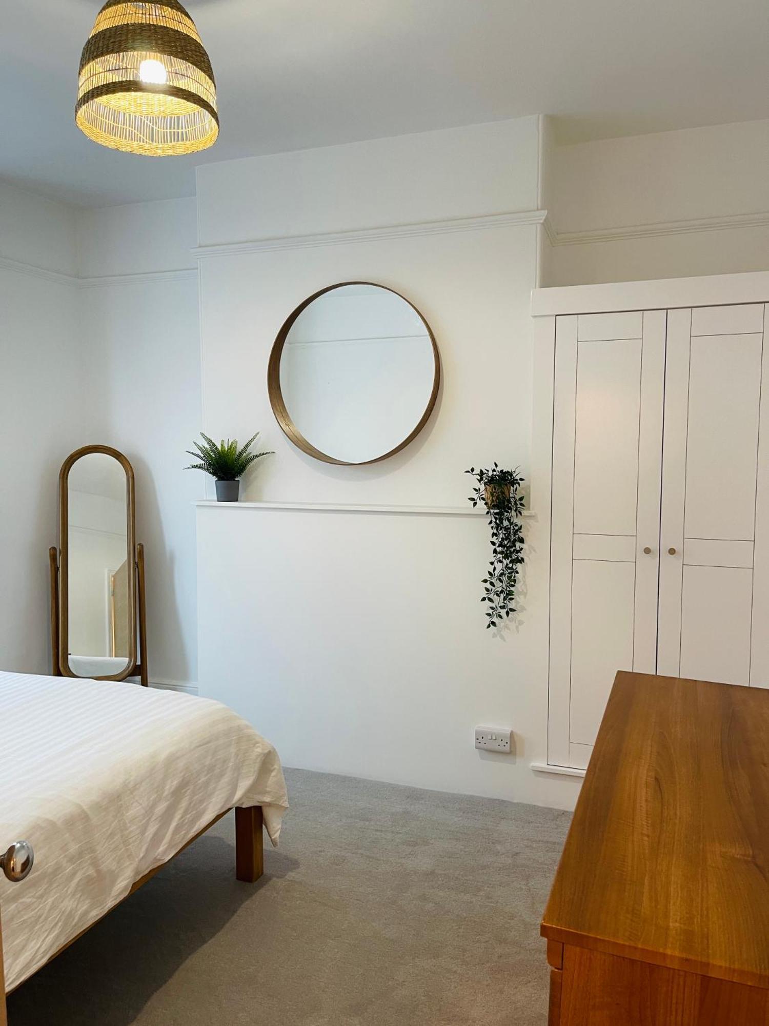 Newly Refurbished City Centre House With Parking Exeter Camera foto